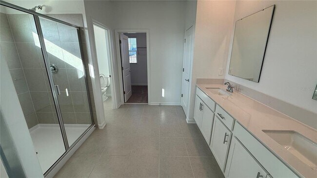 Building Photo - 5620 Lemon Grass St