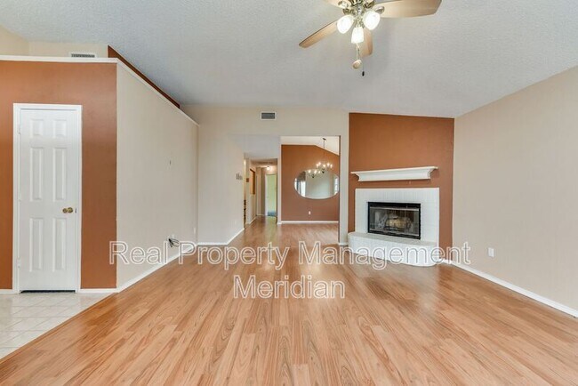 Building Photo - 8008 Cannonwood Dr