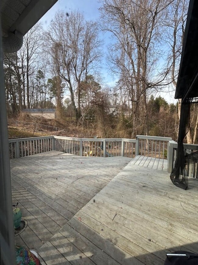 Building Photo - Rooms for Rent, Shared Living in a Beautiful Furnished Home