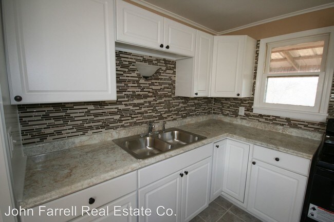 Building Photo - 166 Blair Ave