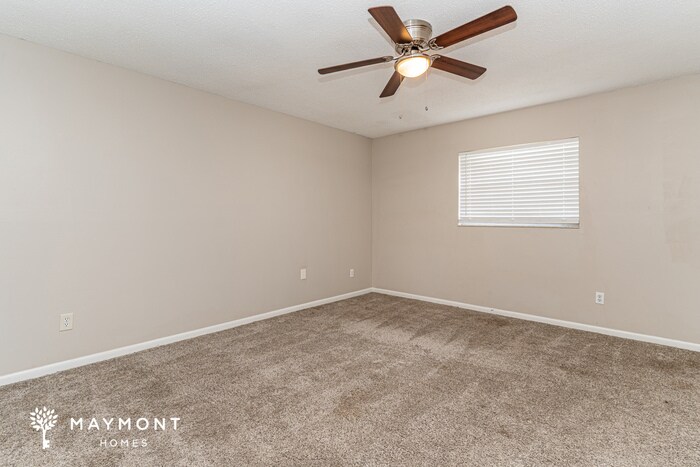 Building Photo - 6142 Donegal W