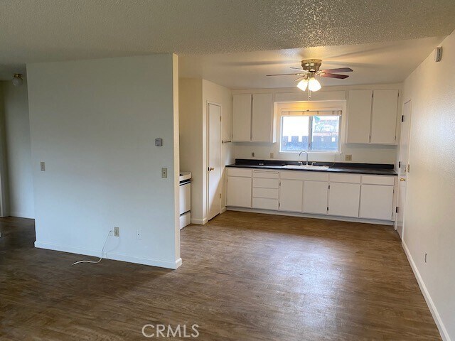 Building Photo - 18720 Magnolia Ct