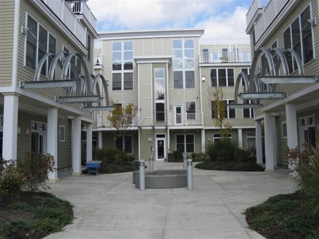 Building Photo - 27 Wheeler St