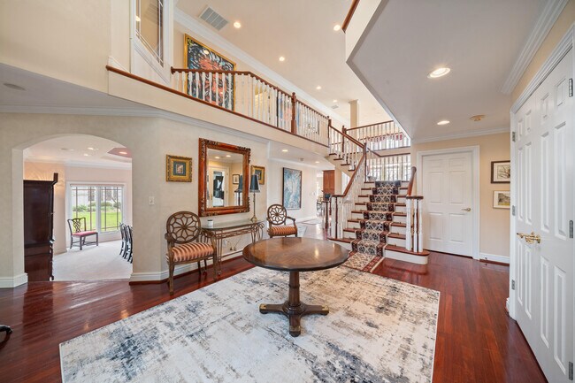 Building Photo - 2718 Willow Point Dr