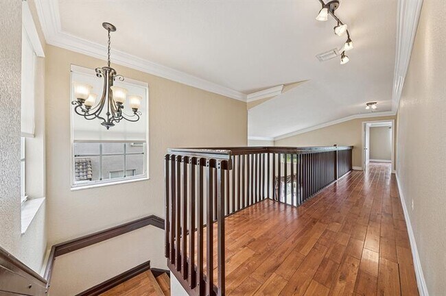 Building Photo - 2755 SW 165th Ave