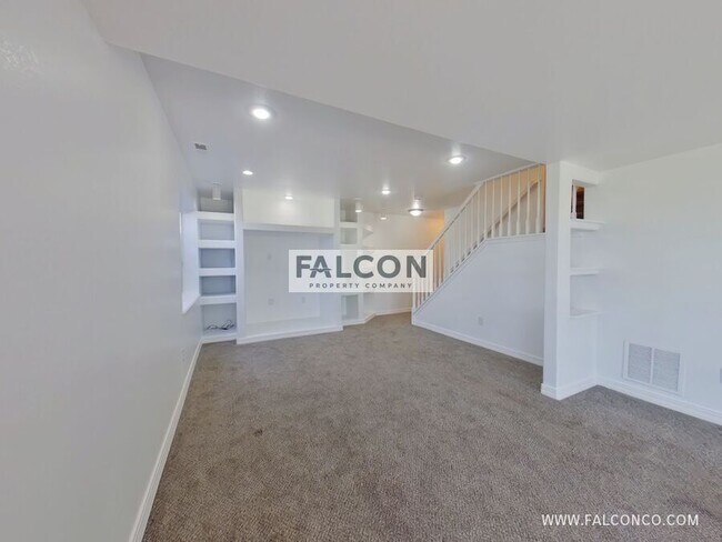 Building Photo - 1111 Mt Estes Dr