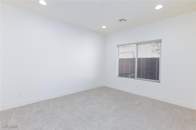 Building Photo - 1410 Pink Dawn Dr