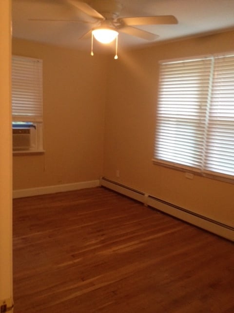 Building Photo - 203 Brookside Drive