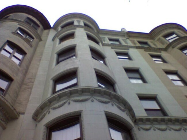 Building Photo - 385 Commonwealth Ave