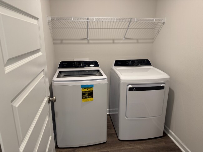 Building Photo - 6317 Firefly Dr