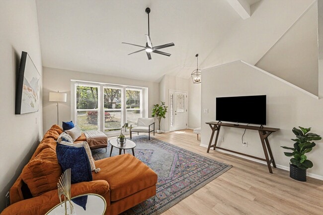 Building Photo - 1478 Diamond Blvd