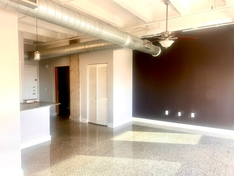 Building Photo - 221 W Lancaster Ave