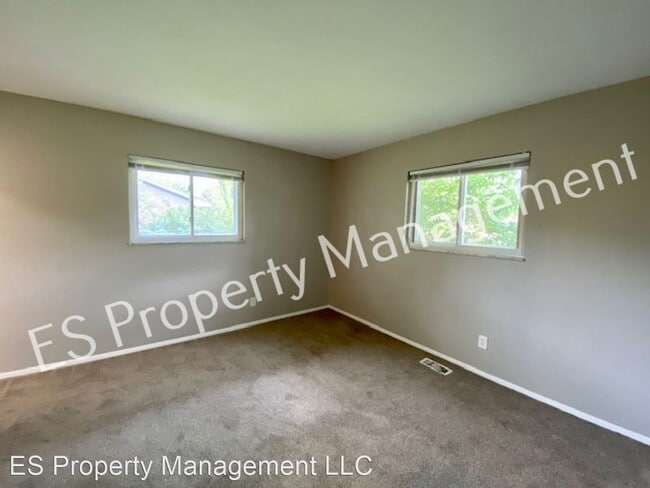 Building Photo - 4 br, 2 bath House - 2701 Morning Star Dr.