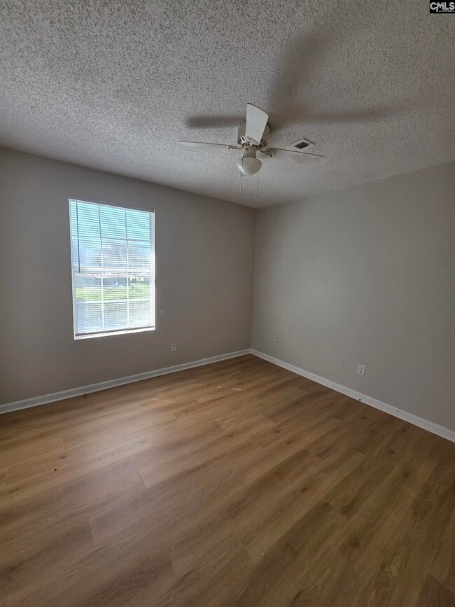 Building Photo - 1918 Jessamine Rd