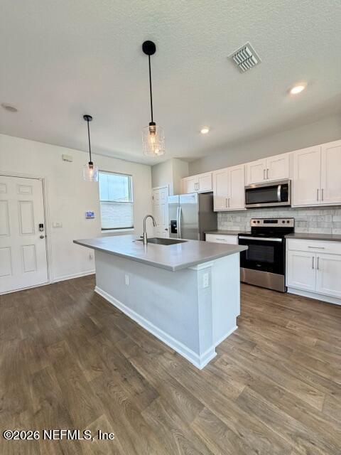 Building Photo - 57 Elmhurst Ln