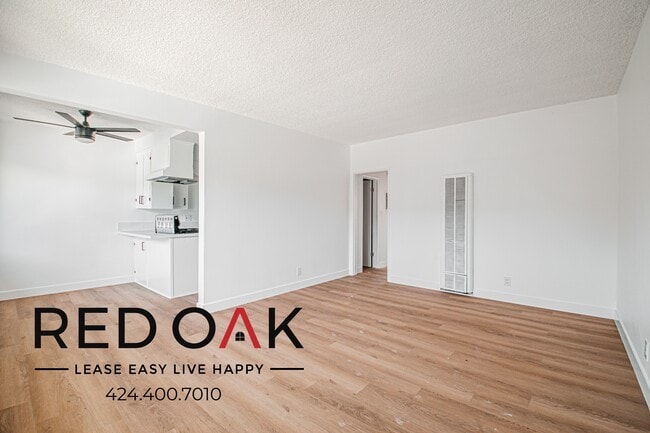 Building Photo - 7395 Emily Ln