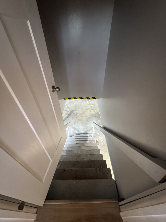 Building Photo - 111 Hartley Ln