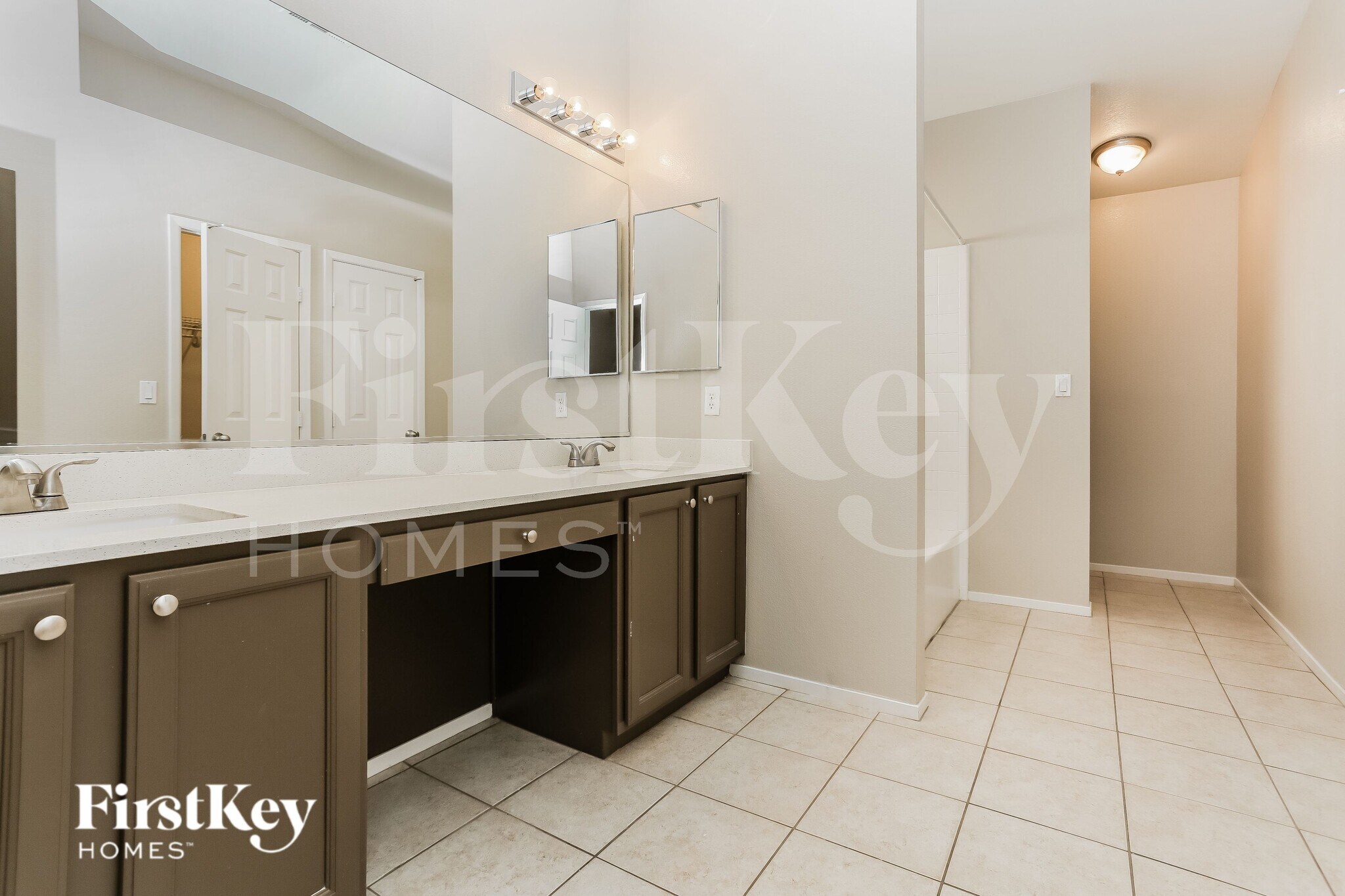 Building Photo - 4933 Glenarden Dr