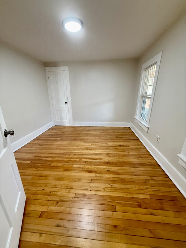 Building Photo - 1045 Pine St