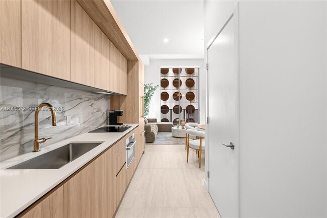 Building Photo - 77 SE 5th St