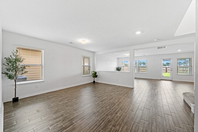 Building Photo - 4918 Harrow Ranch Ct