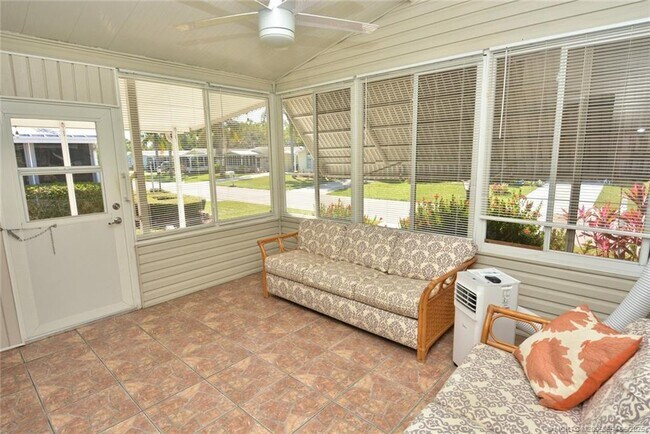 Building Photo - 3318 Columbrina Cir