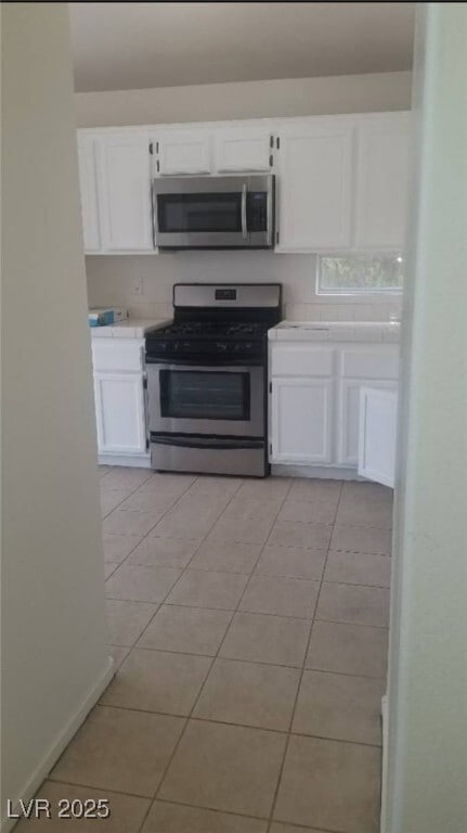 Building Photo - 5027 Vista Del Rio Way