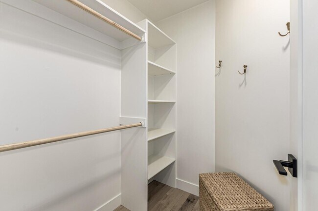 Building Photo - 9917 N 52nd St