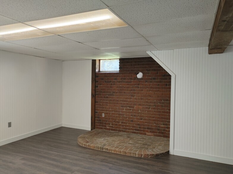 Finished basement - 110 Froelich Ave