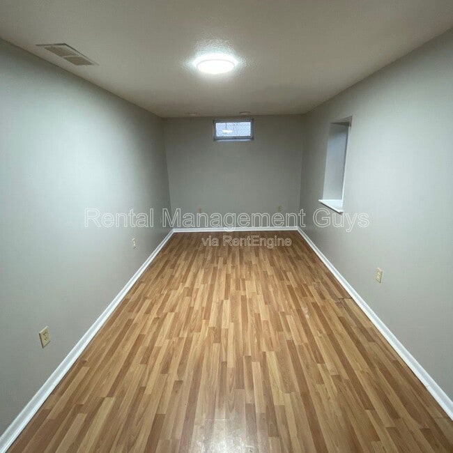 Building Photo - 8229 Halifax Ct N