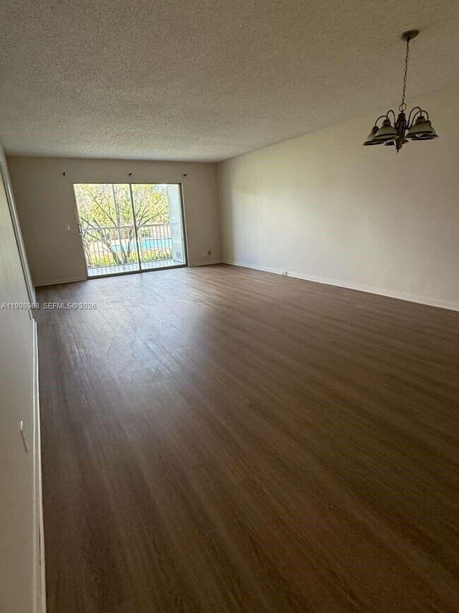 Building Photo - 1401 SW 128th Terrace