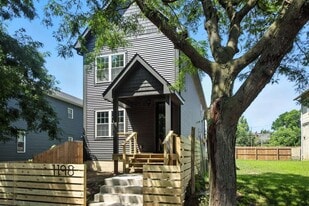 Building Photo - 1198 E Rich St