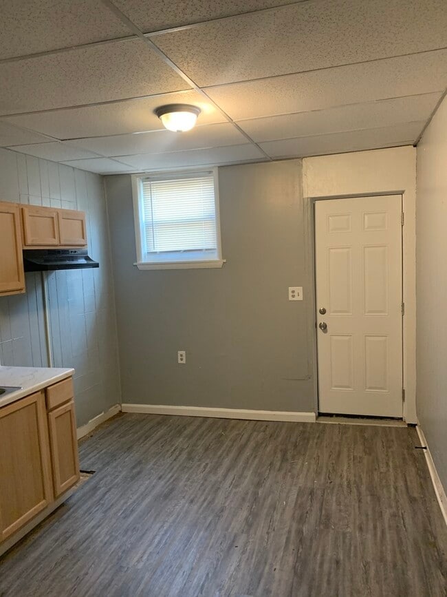 Building Photo - 1948 Mosher St