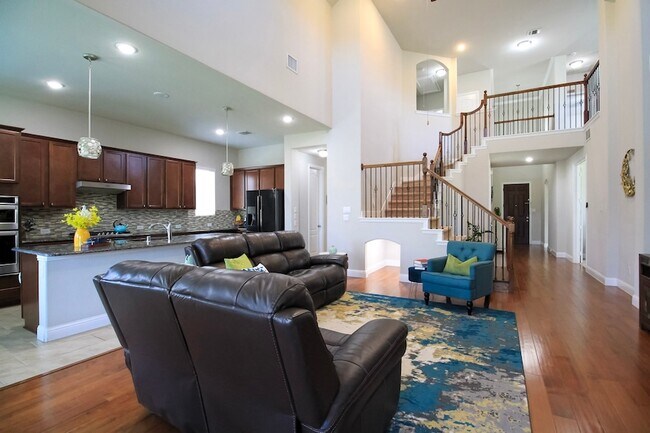 Building Photo - 14286 Winecup Dr
