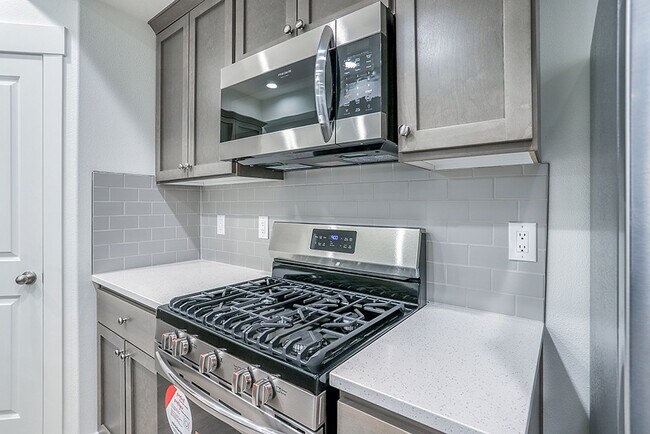 Building Photo - Modern Living in the Heart of Ridgefield: Quartz Finishes & Open-Concept Charm