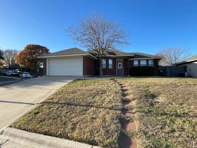 Building Photo - 610 Turley Dr