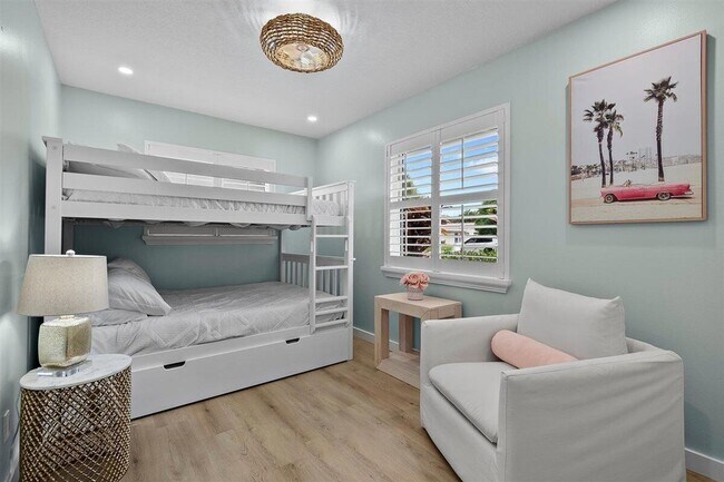 Building Photo - 1518 Lance Rd