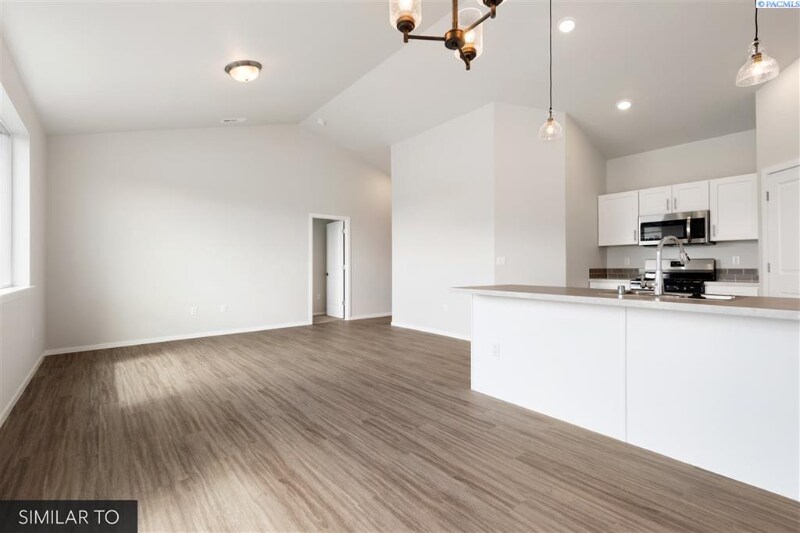 Building Photo - 5505 Remington Dr