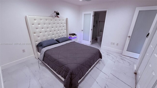 Building Photo - 8033 Lake Dr