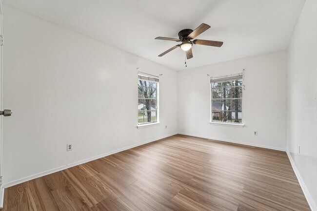 Building Photo - 3103 Glade Springs Dr