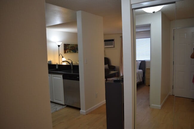 Building Photo - Kihei Shores F208 2 bd. 2 ba. furnished unit. Available June 15th or July 1st