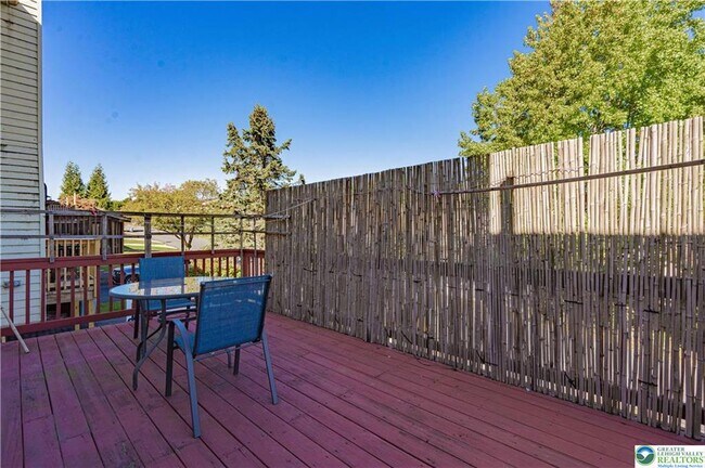 Building Photo - 1405 Presidential Dr