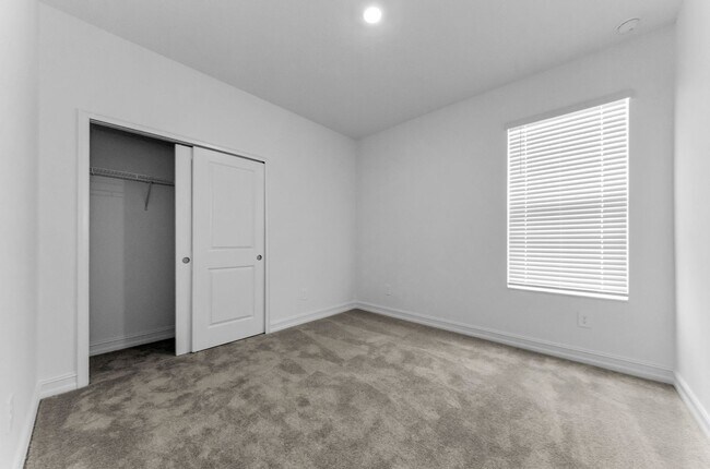 Building Photo - Brand New Home for rent!