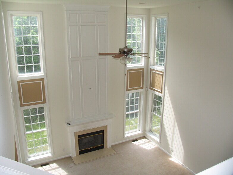 Building Photo - 2812 River Willow Dr