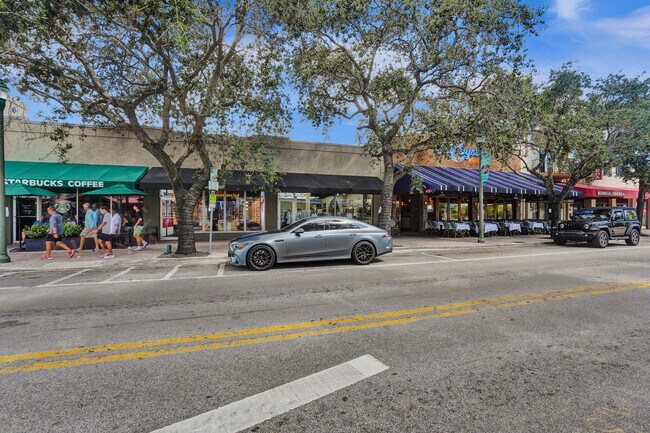 Building Photo - 120 S Ocean Blvd