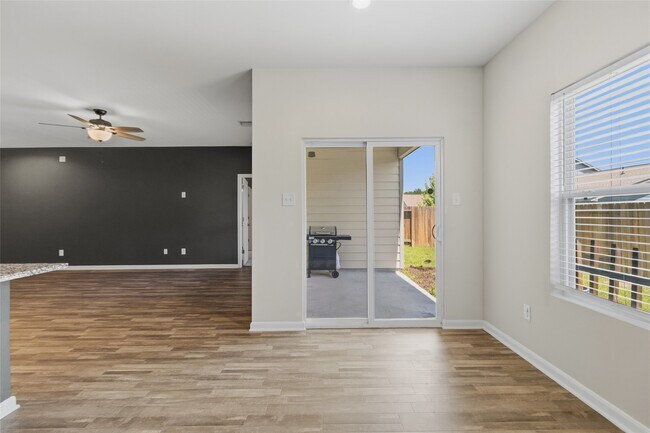 Building Photo - 111 Bering Dr