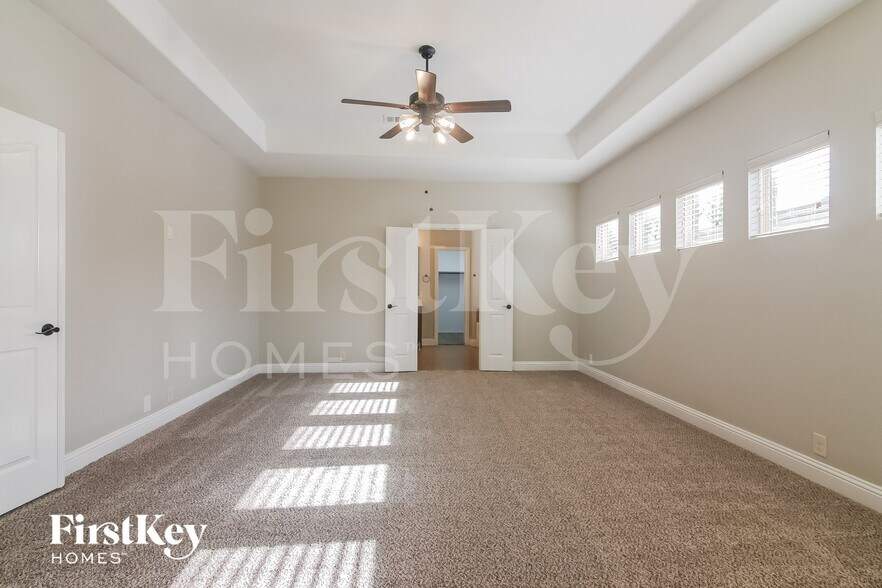 Building Photo - 1301 Lucetta Ct