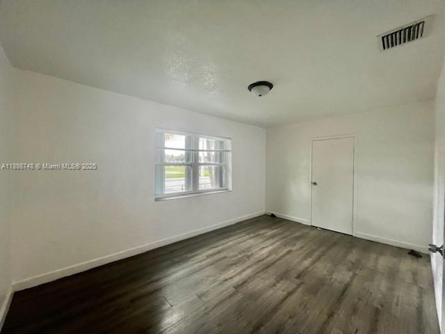 Building Photo - 805 NE 134th St