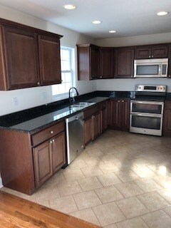 Building Photo - Nice, large home now for lease