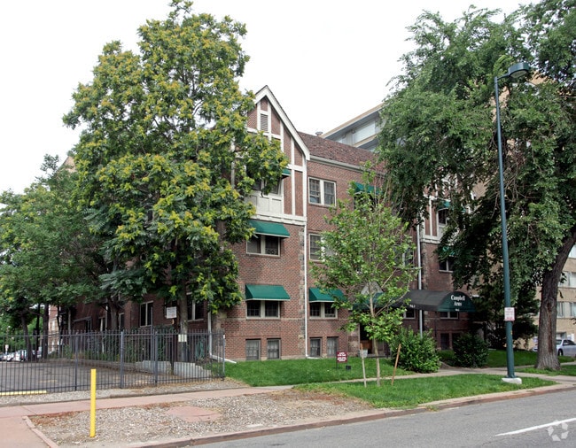 Primary Photo - Campbell Arms